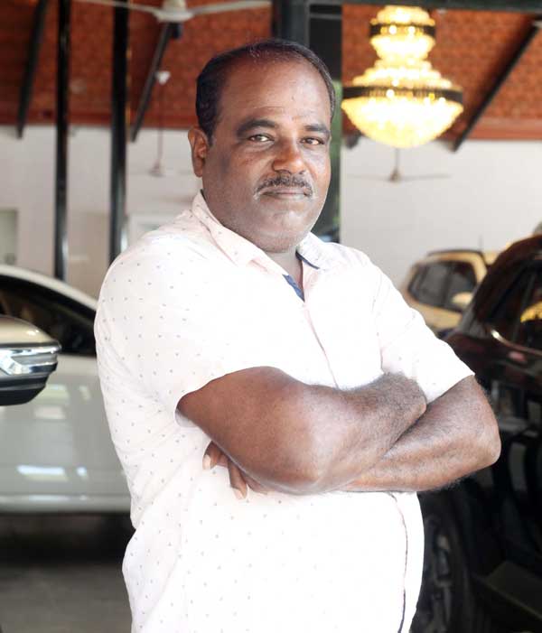 Mannadiar Cars Team